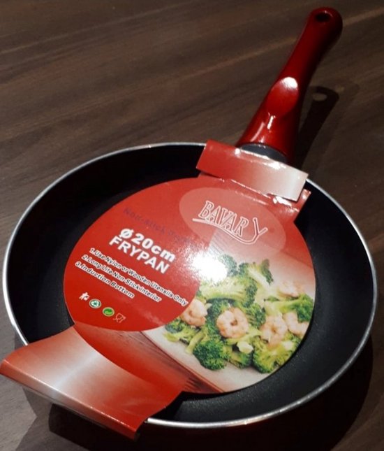 Cocotte Téflon 26cm adaptée à tous les feux