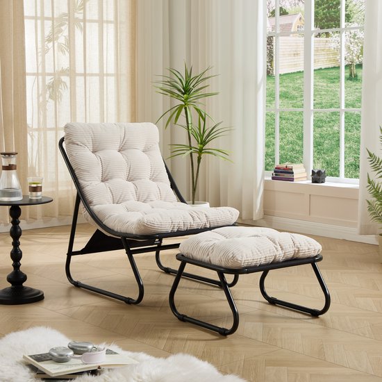 Chaise de terrasse avec repose-pieds, fauteuil de relaxation confortable avec coussins moelleux et repose-pieds, idéal pour le salon, la chambre ou la salle de lecture, cadre noir avec coussins blancs