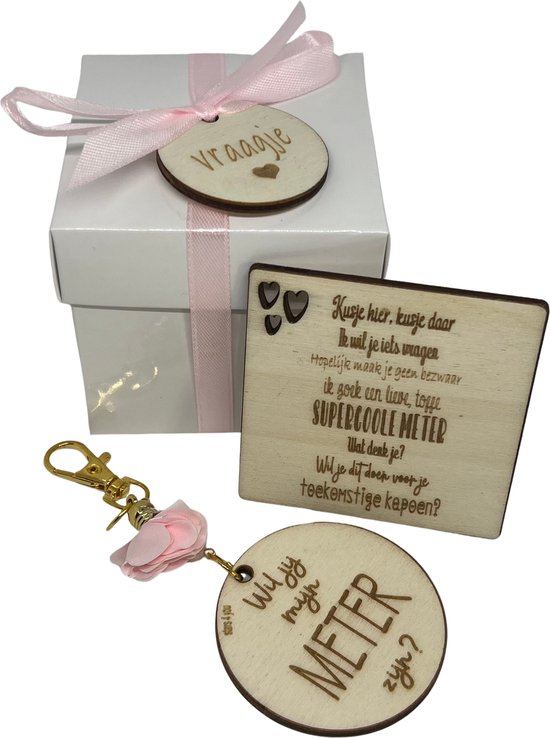 Coffret cadeau Seras-tu mon DIEU ? | VERT | BONJOUR BÉBÉ | fleurs séchées | rose de mer | mètre | devenir des mètres | questions de marraine | devenir marraine | cadeau | boîte avec une question | boite cadeau