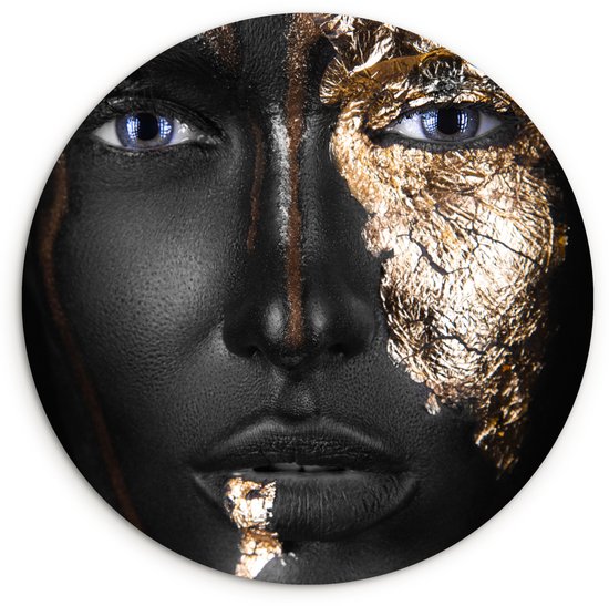 Femme noire avec détails dorés Assiette en plastique cercle mural ⌀ 120 cm – impression photo sur cercle mural / cercle vivant (décoration murale)