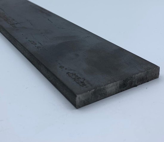 Barre plate en acier – 20x8mm – 1500mm