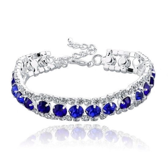 Bracelet en argent avec strass bleus