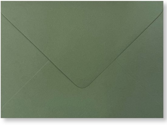 Cards & Crafts 25 Enveloppes Luxe 13×18 cm – Vert Mousse – 110g/m² – Fermeture à rabat pointu