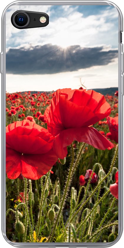 Coque pour iPhone 7 – Coquelicots contre un ciel d&rsquo;orage dramatique – Coque en Siliconen pour téléphone