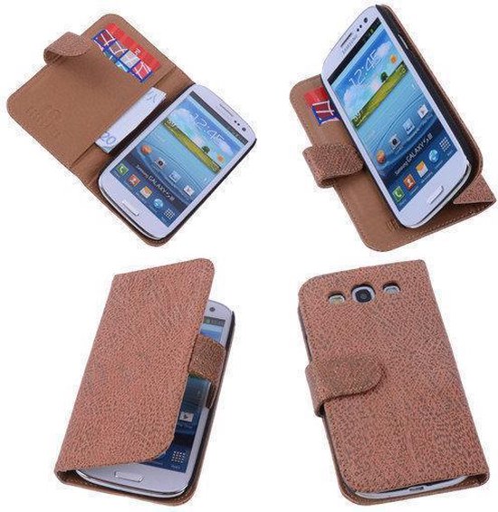 BestCases Samsung Galaxy S3 Neo BestCases Glamour Gold en Cuir Véritable Belle coque en cuir robuste pour protéger votre téléphone.